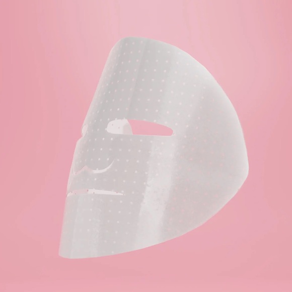 The Weekend Glow Challenge Sheet Masks - unopened package - Picture 4 of 7